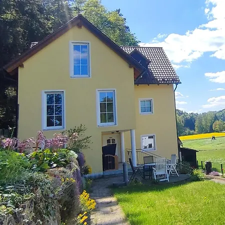 Am Bach Mit Grossem Garten דירה *