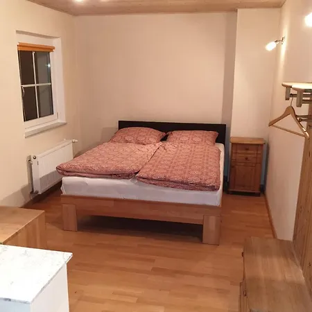 Apartment Am Bach *