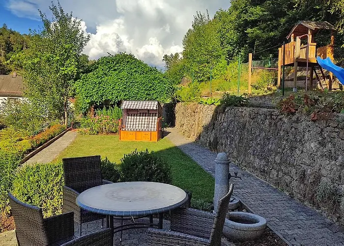 Am Bach Mit Grossem Garten דירה