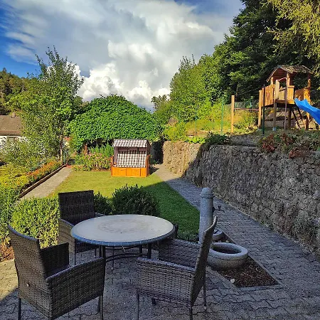 Am Bach Mit Grossem Garten Appartement